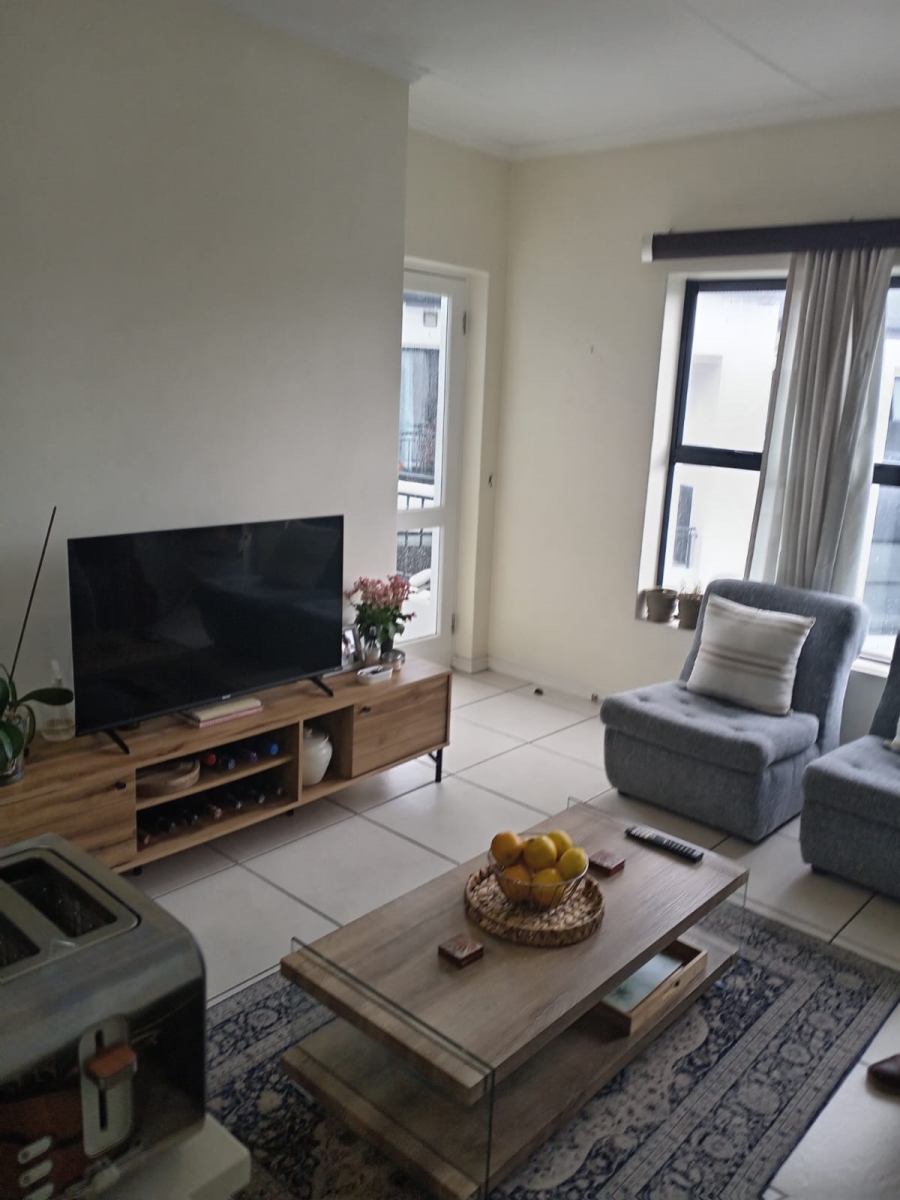 To Let 1 Bedroom Property for Rent in De Velde Western Cape
